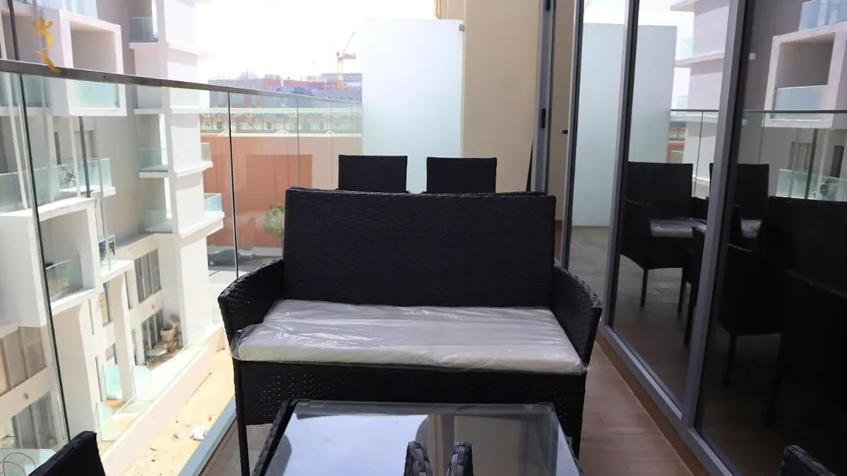 Cozy 2Br Masdar Pool Parking And Near Airport Apartment Abu Dhabi 0*,