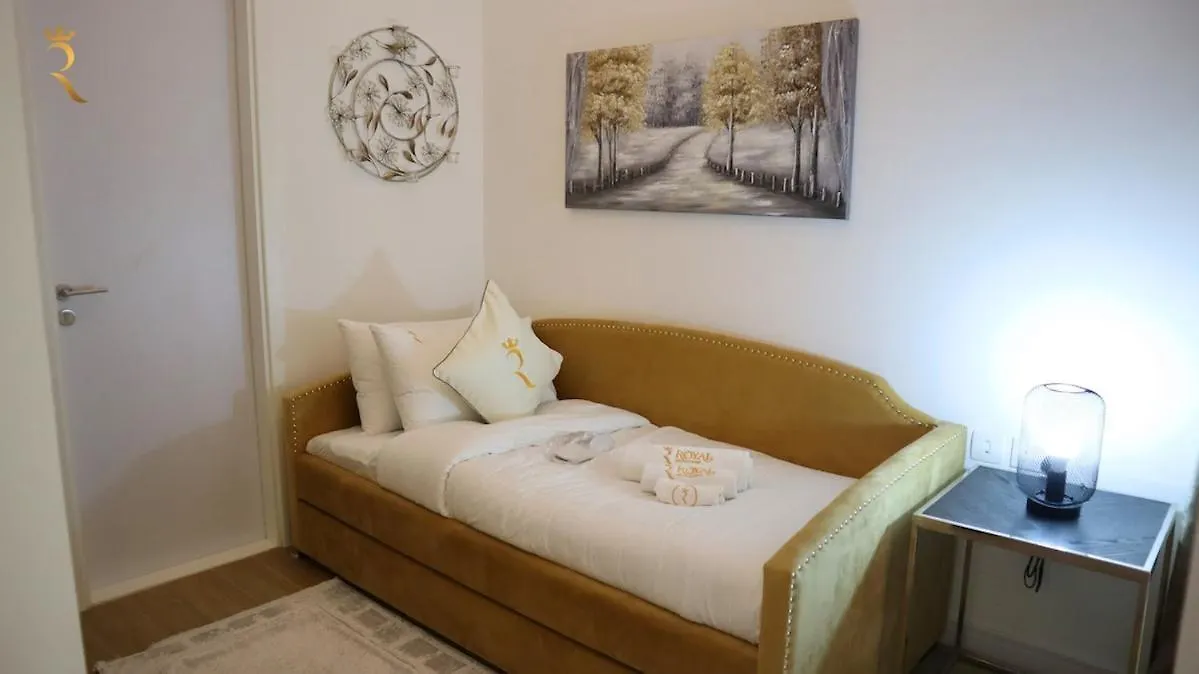 Cozy 2Br Masdar Pool Parking And Near Airport Apartment Abu Dhabi