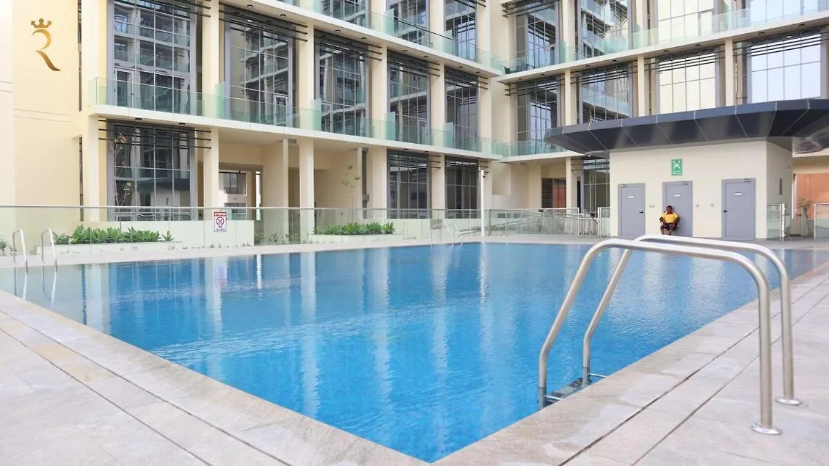 Cozy 2Br Masdar Pool Parking And Near Airport Apartment Abu Dhabi