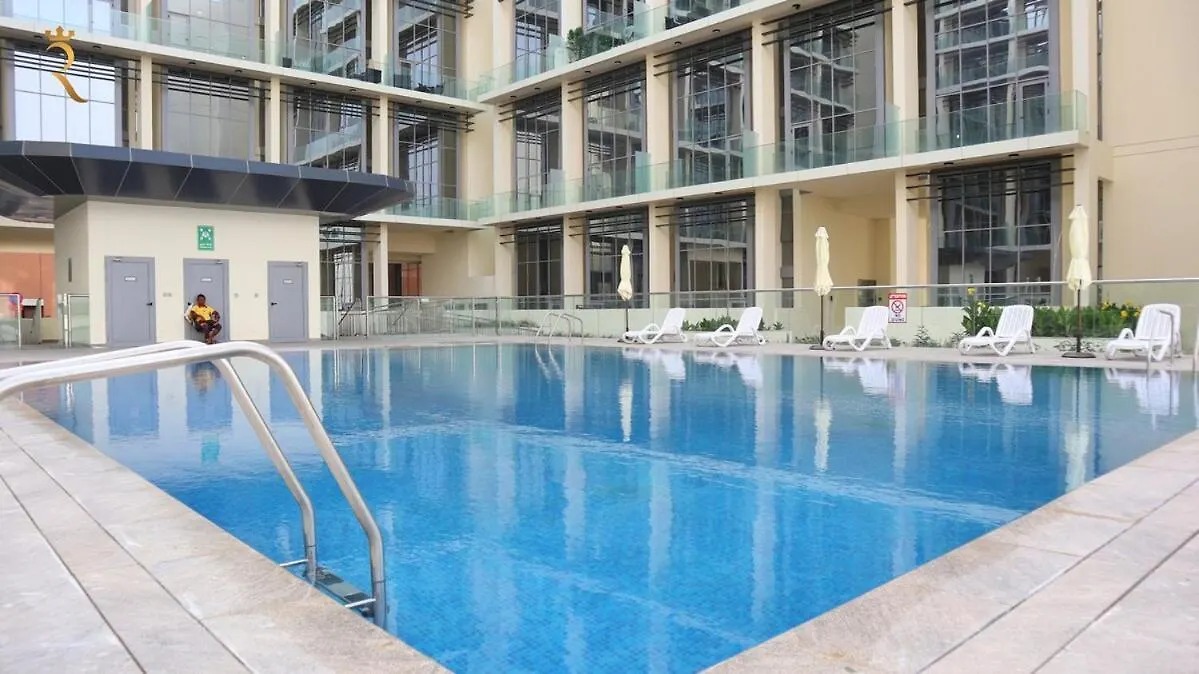 Cozy 2Br Masdar Pool Parking And Near Airport Apartment Abu Dhabi 0*,  United Arab Emirates