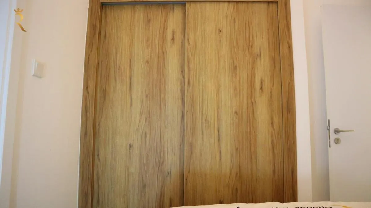 Cozy 2Br Masdar Pool Parking And Near Airport Apartment Abu Dhabi
