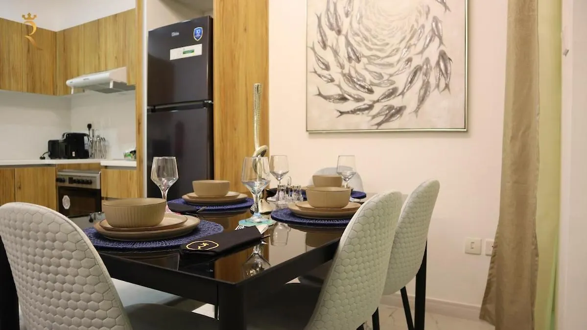 Cozy 2Br Masdar Pool Parking And Near Airport Apartment Abu Dhabi 0*,  United Arab Emirates