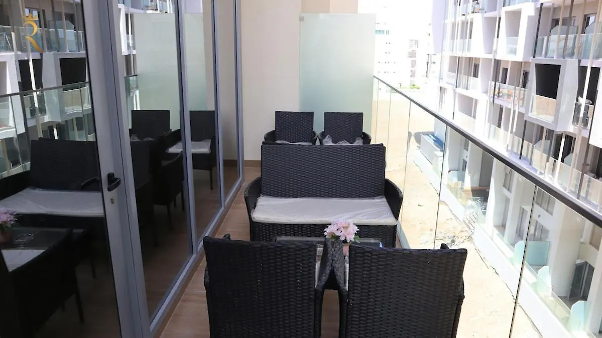 Cozy 2Br Masdar Pool Parking And Near Airport Apartment Abu Dhabi United Arab Emirates
