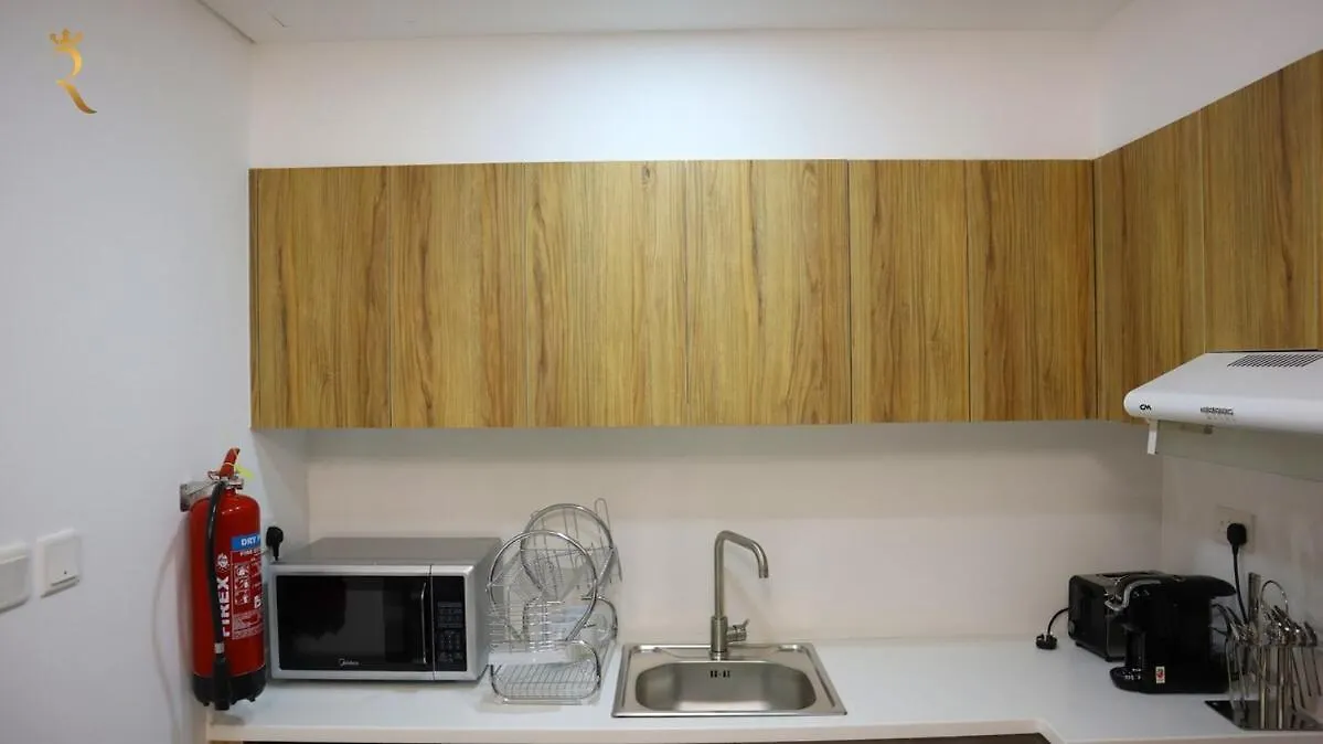 Cozy 2Br Masdar Pool Parking And Near Airport Apartment Abu Dhabi